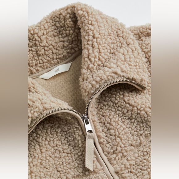 H&M teddy vest - Picture 5 of 10